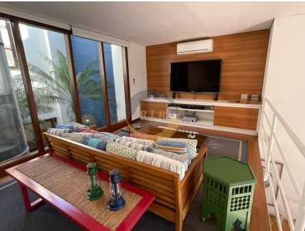 Sofistica&ccedil;&atilde;o, Conforto &agrave; Beira-Mar, Casa alto Padr&atilde;o, 458 M&sup2;, 5 su&iacute;tes, 4 vagas, P&eacute; Areia  Guarujá - 