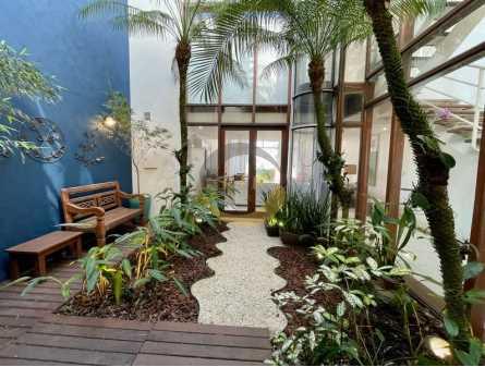 Sofistica&ccedil;&atilde;o, Conforto &agrave; Beira-Mar, Casa alto Padr&atilde;o, 458 M&sup2;, 5 su&iacute;tes, 4 vagas, P&eacute; Areia  Guarujá - 