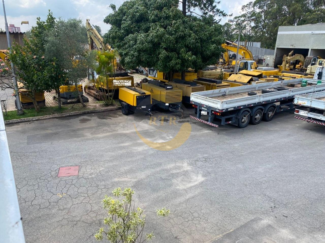 Galp&atilde;o Butant&atilde;: 7.600 M&sup2; de terreno, 1.851m&sup2; constru&iacute;dos, ideal para m&uacute;ltiplos neg&oacute;cios! Rua Joaquim Guimarães São Paulo - 