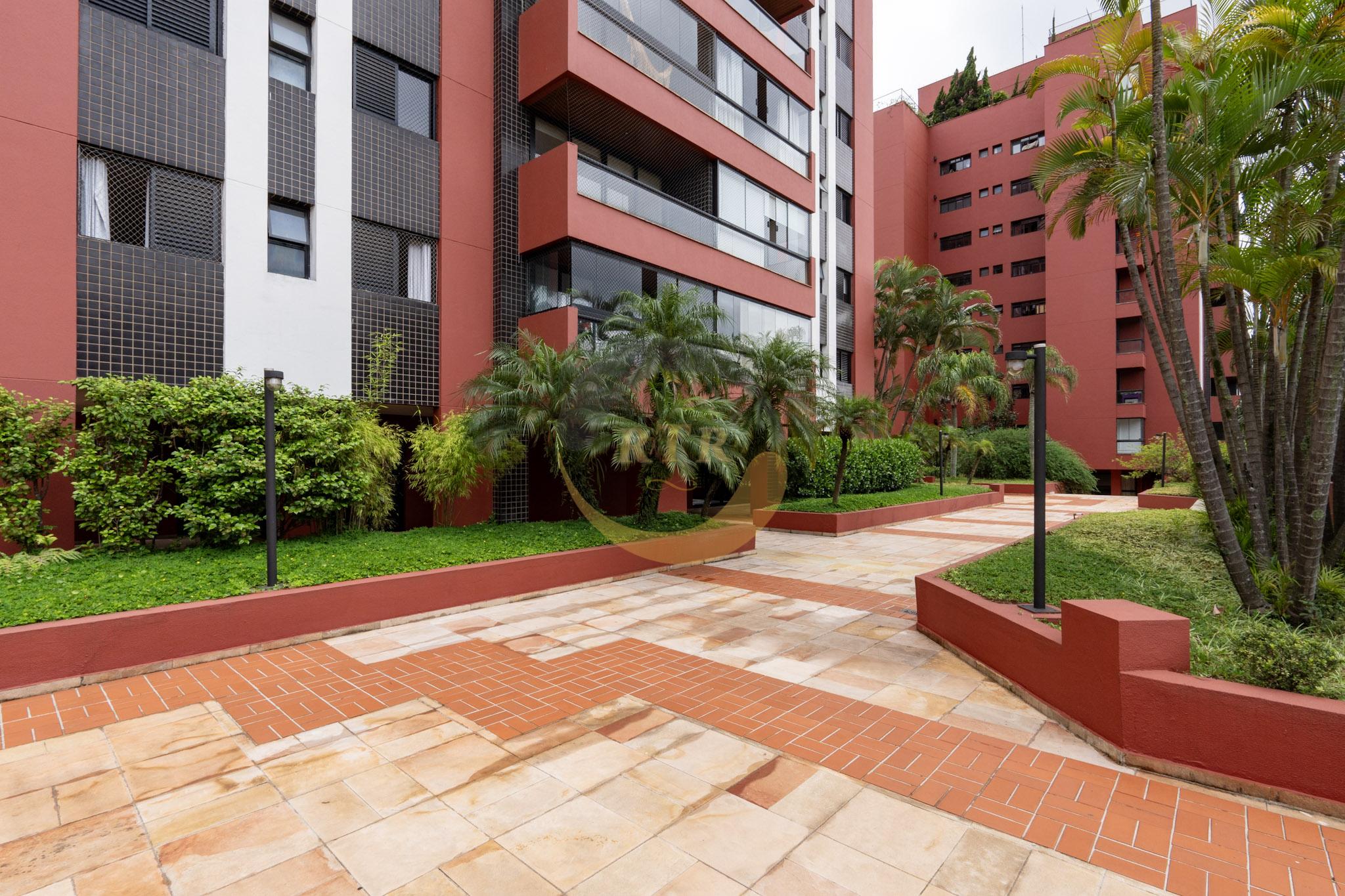 Lindo Apartamento Morumbi, Rua Calma, 3 Dts, sendo 1Su&iacute;te, 3 banheiros, 2 Vgs, Lazer  São Paulo - 