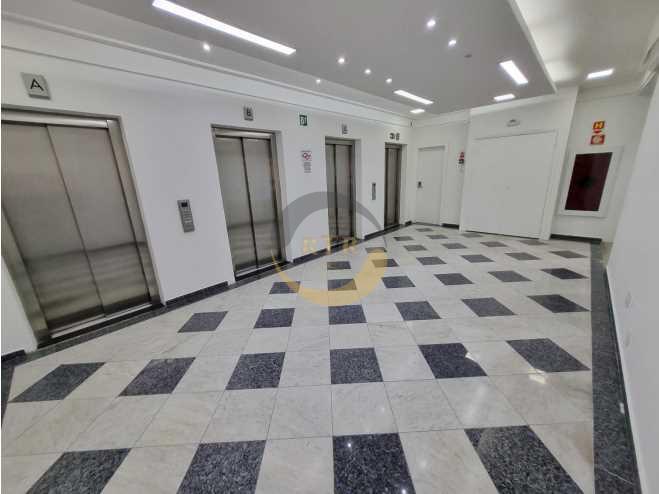 Loca&ccedil;&atilde;o Laje Comercial reformada 562 m&sup2; 8&ordm; Andar Localiza&ccedil;&atilde;o Estrat&eacute;gica Centro de SP  São Paulo - 