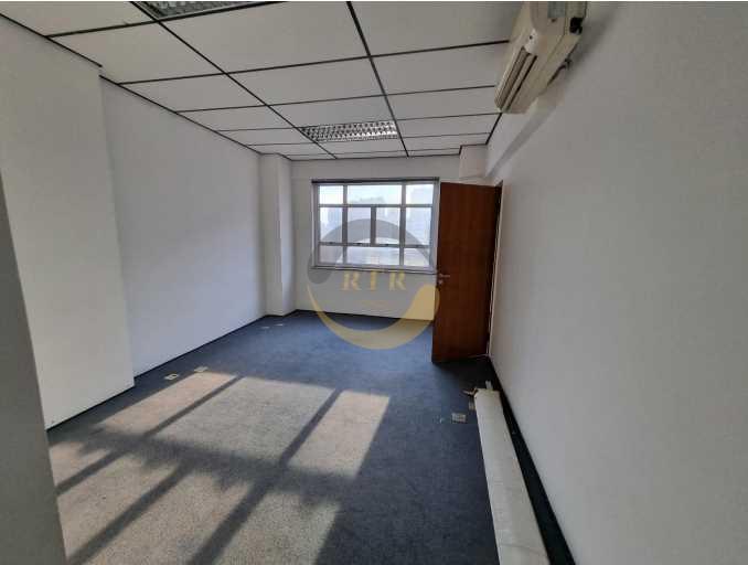 Loca&ccedil;&atilde;o Laje Comercial reformada 562 M&sup2; 9&ordm; Andar Localiza&ccedil;&atilde;o Estrat&eacute;gica Centro de SP  São Paulo - 
