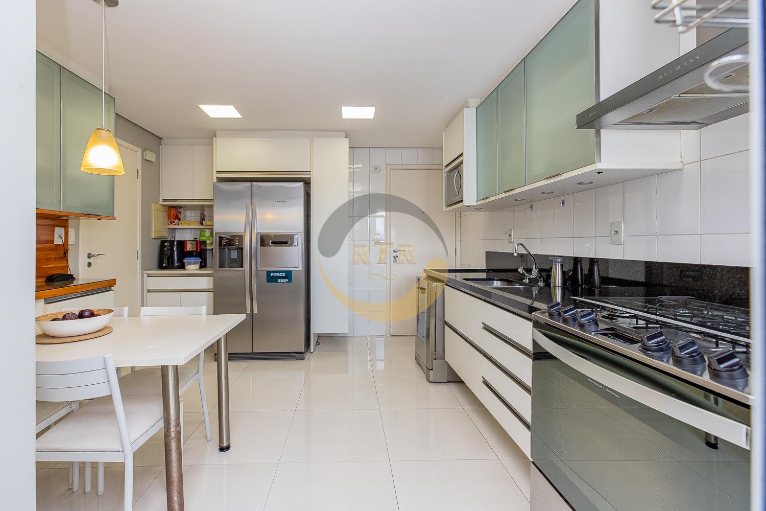 Ch&aacute;cara Sto. Antonio, Cobertura Duplex 284m&sup2;, 4 Dts 3 Suites, 3 Vgs, Vista 180&ordm; lind&iacute;ssima  São Paulo - 