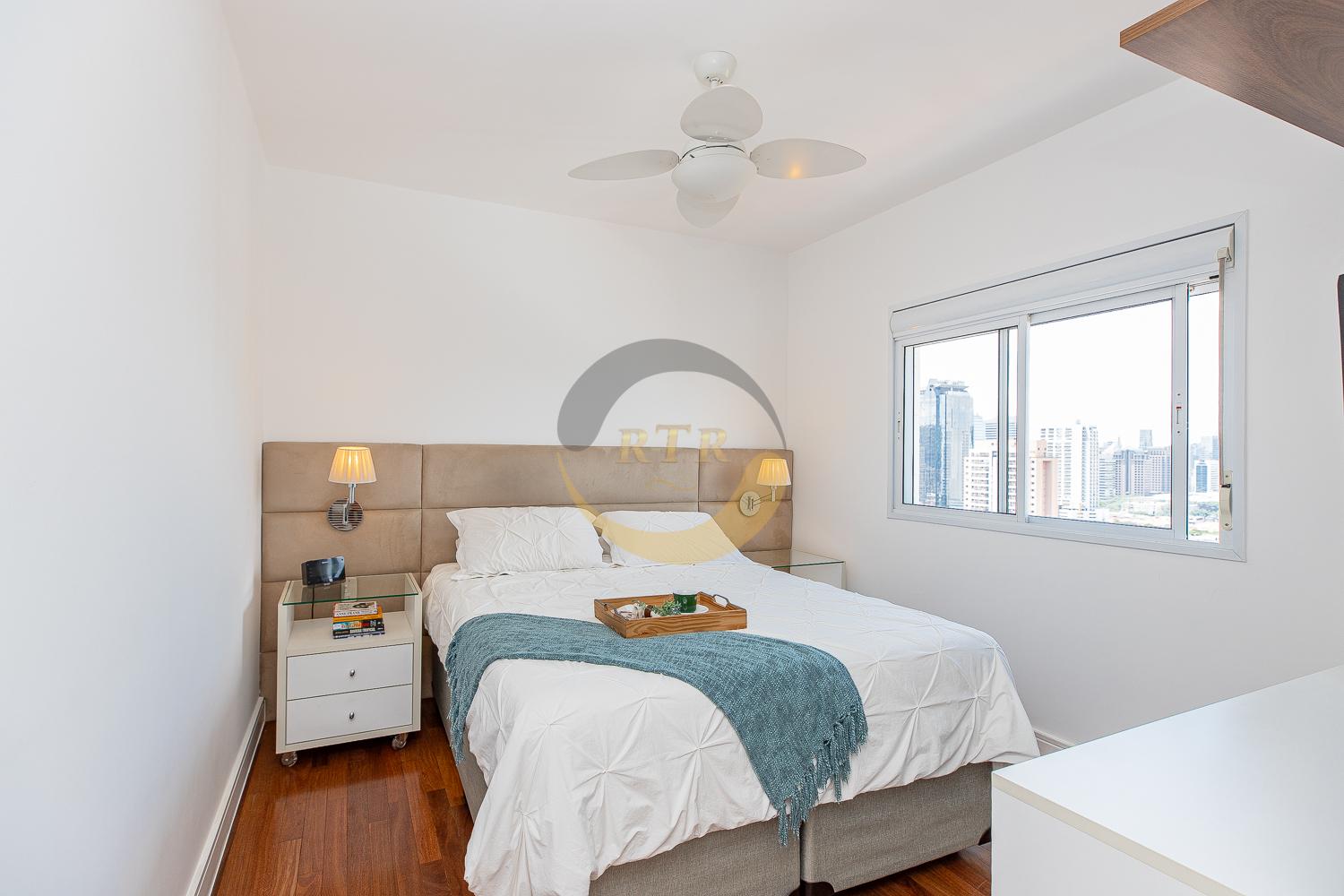 Ch&aacute;cara Sto. Antonio, Cobertura Duplex 284m&sup2;, 4 Dts 3 Suites, 3 Vgs, Vista 180&ordm; lind&iacute;ssima  São Paulo - 