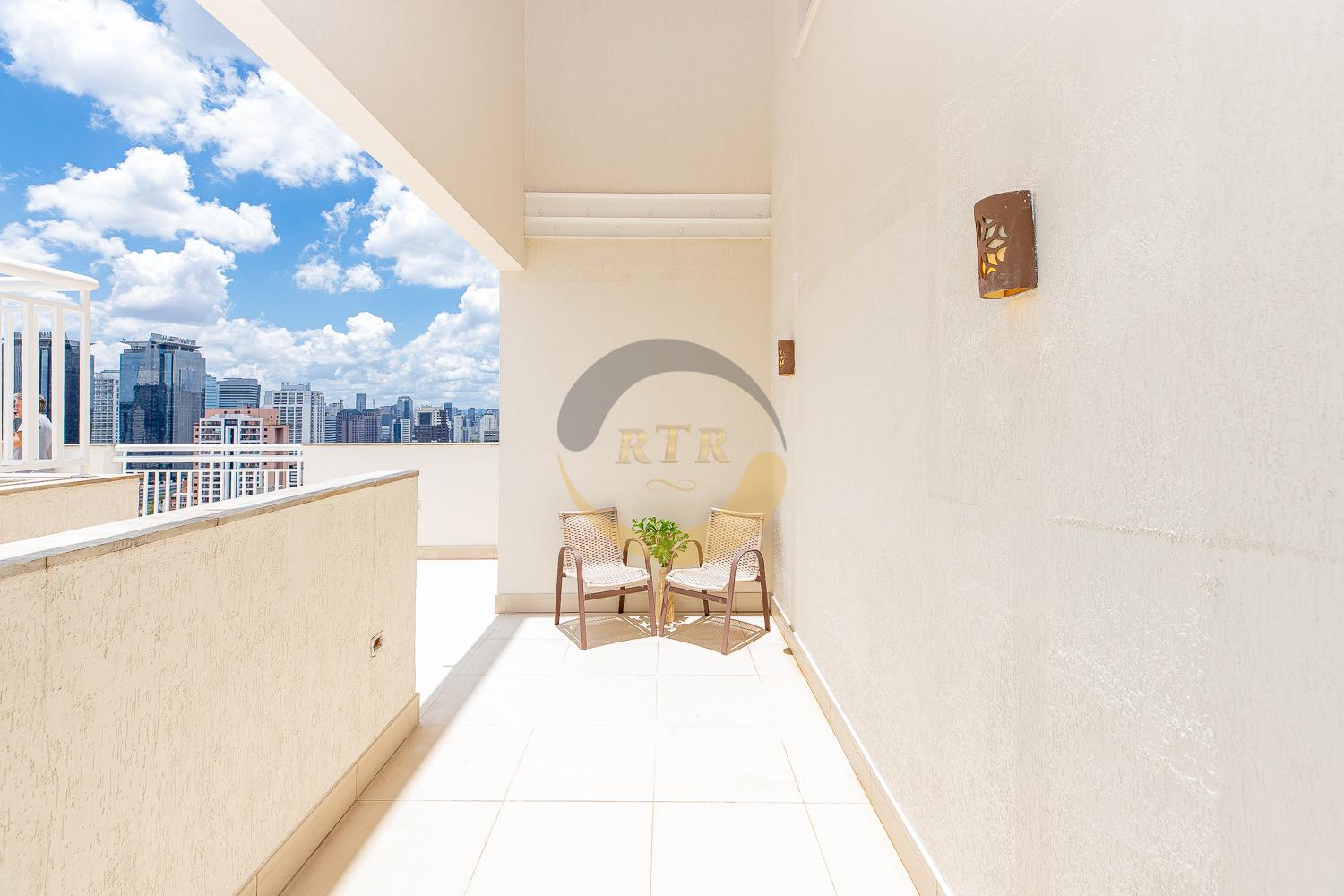 Ch&aacute;cara Sto. Antonio, Cobertura Duplex 284m&sup2;, 4 Dts 3 Suites, 3 Vgs, Vista 180&ordm; lind&iacute;ssima  São Paulo - 