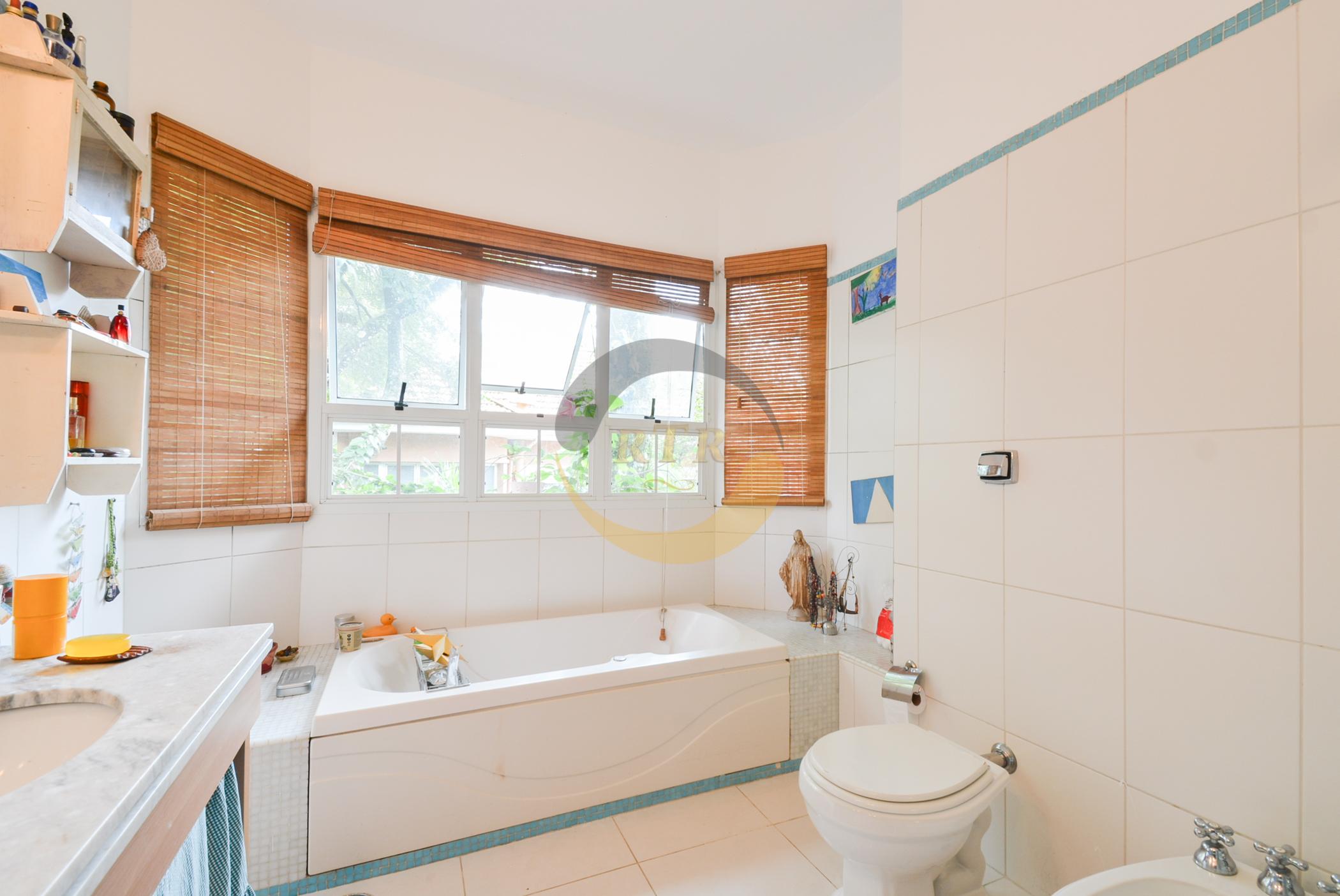 Casa Luxo Condom&iacute;nio Alto Boa Vista, 544 m&sup2;, 4 Dts, 3 Su&iacute;tes, 4 Vgs, Lazer e Seguran&ccedil;a  São Paulo - 
