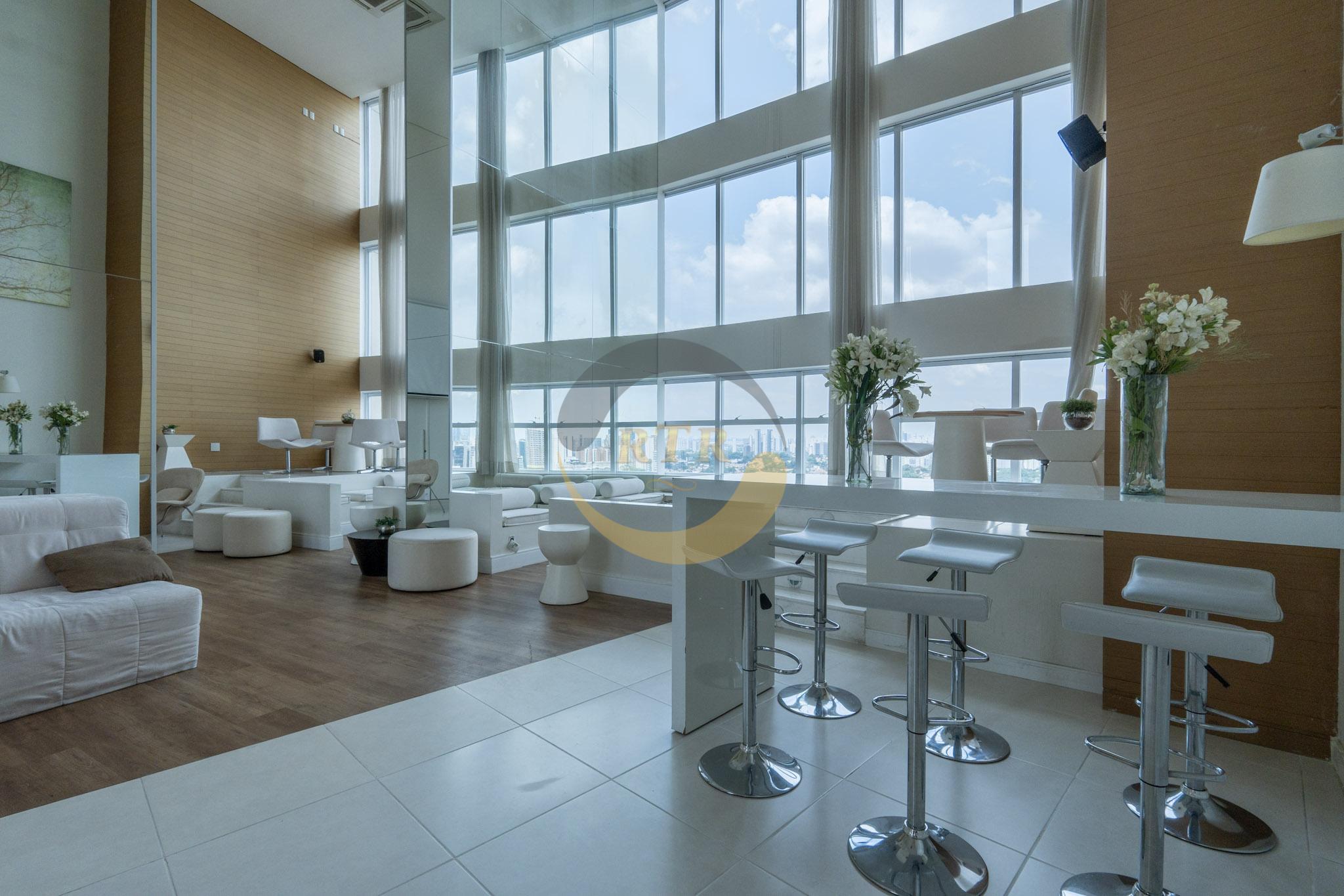 Loft 85 M&sup2;, Brooklin, Luxo, Conforto, 1 Su&iacute;te, 2 banheiros, 2 vagas, Vista maravilhosa  São Paulo - 