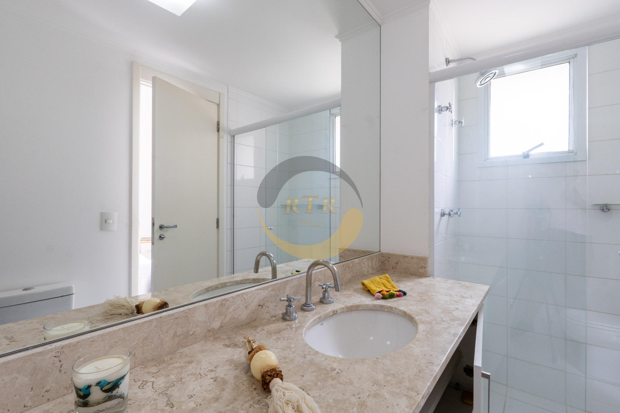 Loft 85 M&sup2;, Brooklin, Luxo, Conforto, 1 Su&iacute;te, 2 banheiros, 2 vagas, Vista maravilhosa  São Paulo - 