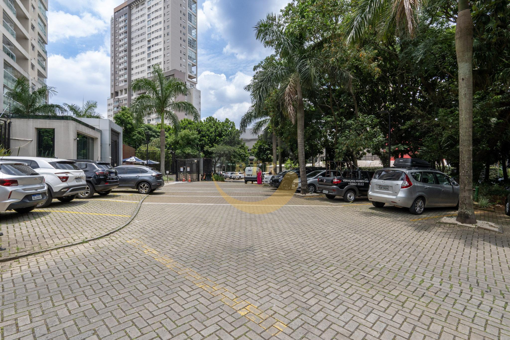 Loft 85 M&sup2;, Brooklin, Luxo, Conforto, 1 Su&iacute;te, 2 banheiros, 2 vagas, Vista maravilhosa  São Paulo - 