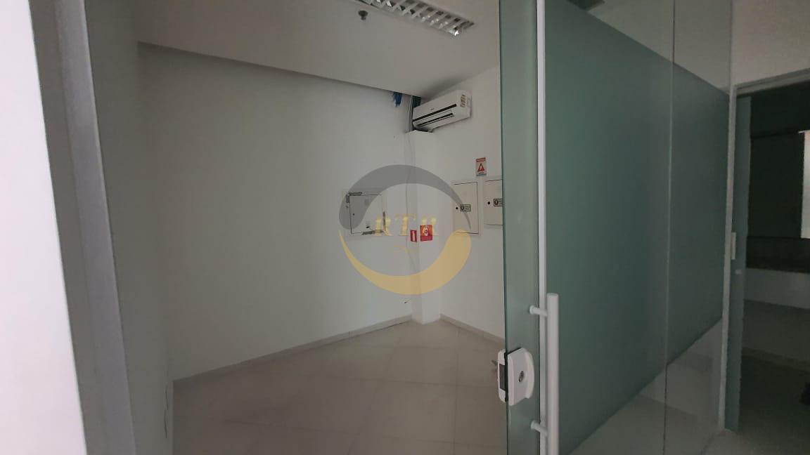 VILA OL&Iacute;MPIA, VENDA ou LOCA&Ccedil;&Atilde;O, &Oacute;TIMA LOJA COMERCIAL T&Eacute;RREO 218,30 M, 3 BANHEIROS, 6 VAGAS  São Paulo - 