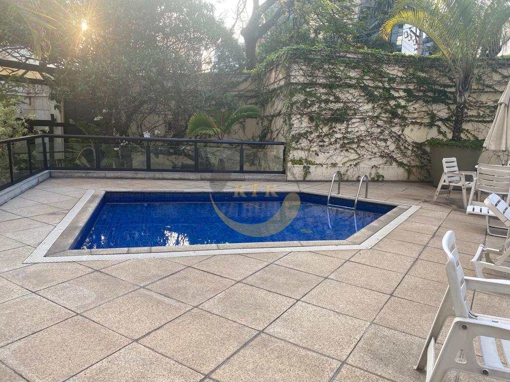 Luxo, Conforto, Itaim Bibi, Apartamento, 220M&sup2;, Vista Panor&acirc;mica, 4 Dts, 2 Su&iacute;tes, 4 Vagas  São Paulo - 