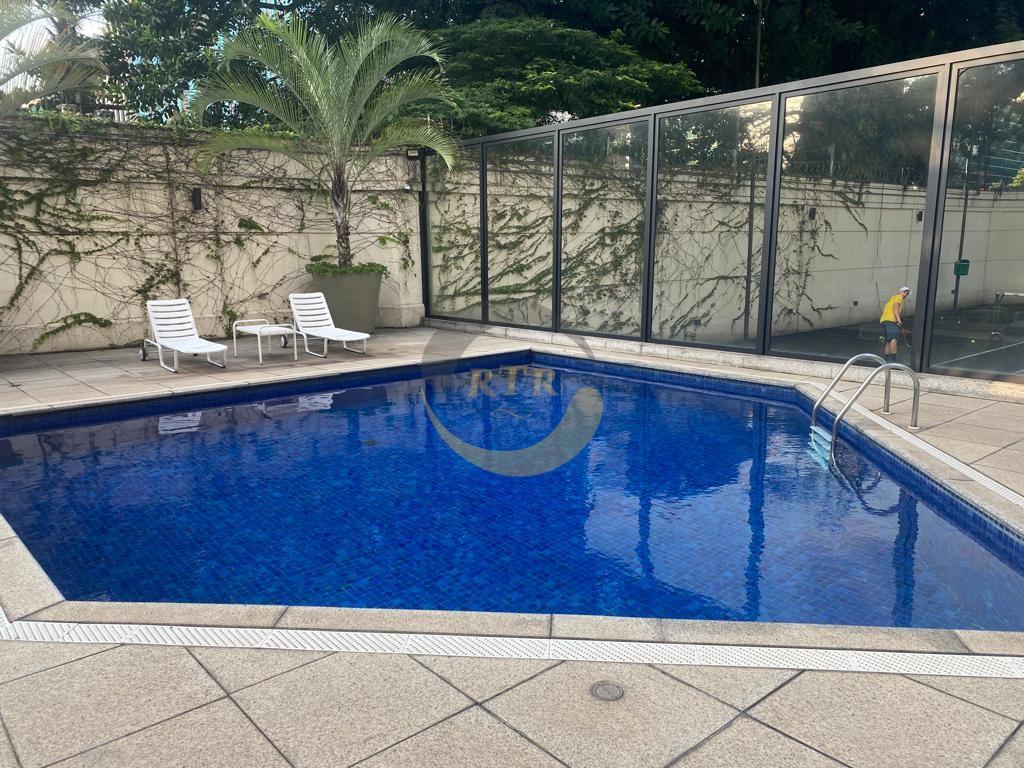 Luxo, Conforto, Itaim Bibi, Apartamento, 220M&sup2;, Vista Panor&acirc;mica, 4 Dts, 2 Su&iacute;tes, 4 Vagas  São Paulo - 