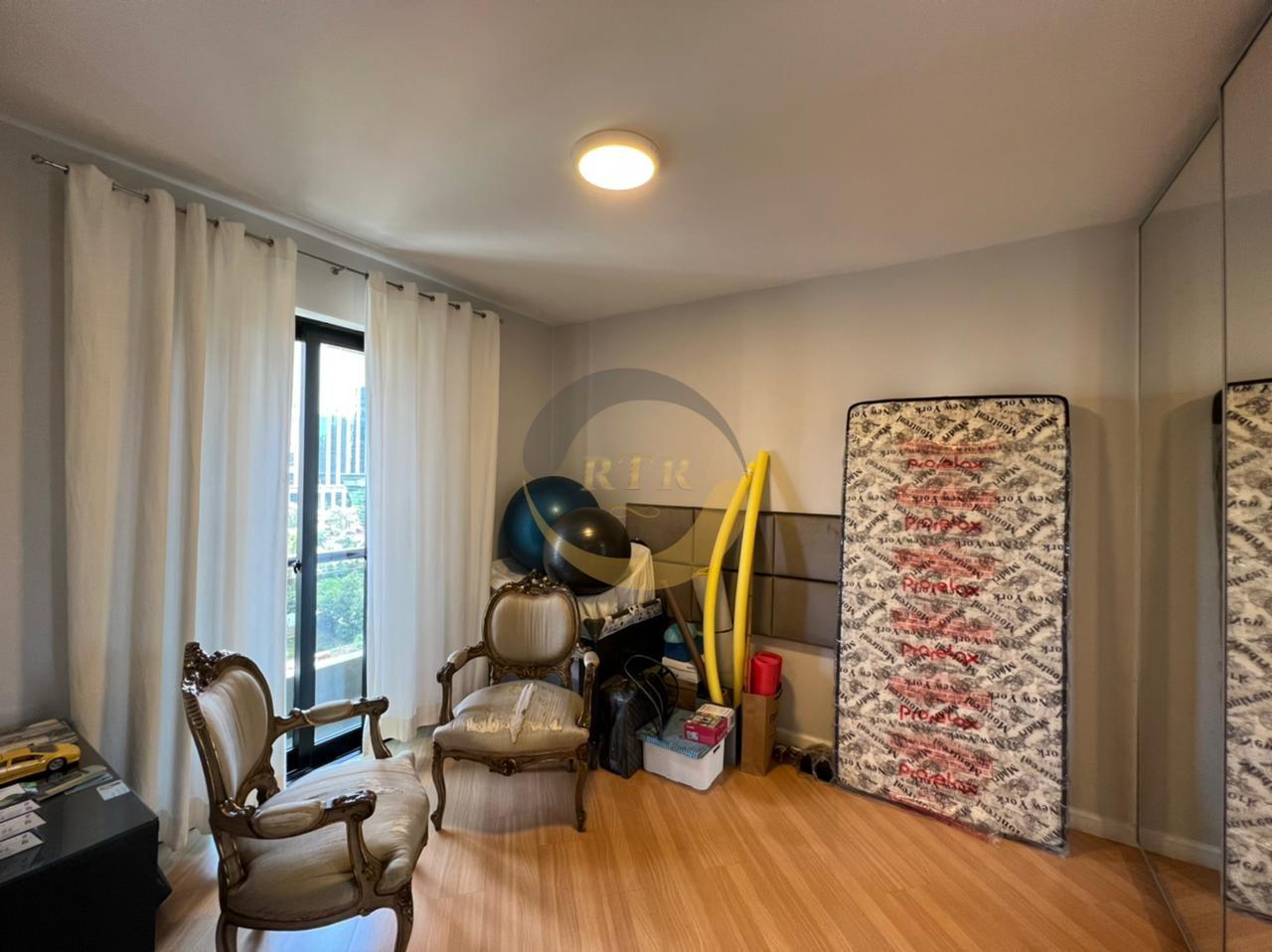 Luxo, Conforto, Itaim Bibi, Apartamento, 220M&sup2;, Vista Panor&acirc;mica, 4 Dts, 2 Su&iacute;tes, 4 Vagas  São Paulo - 
