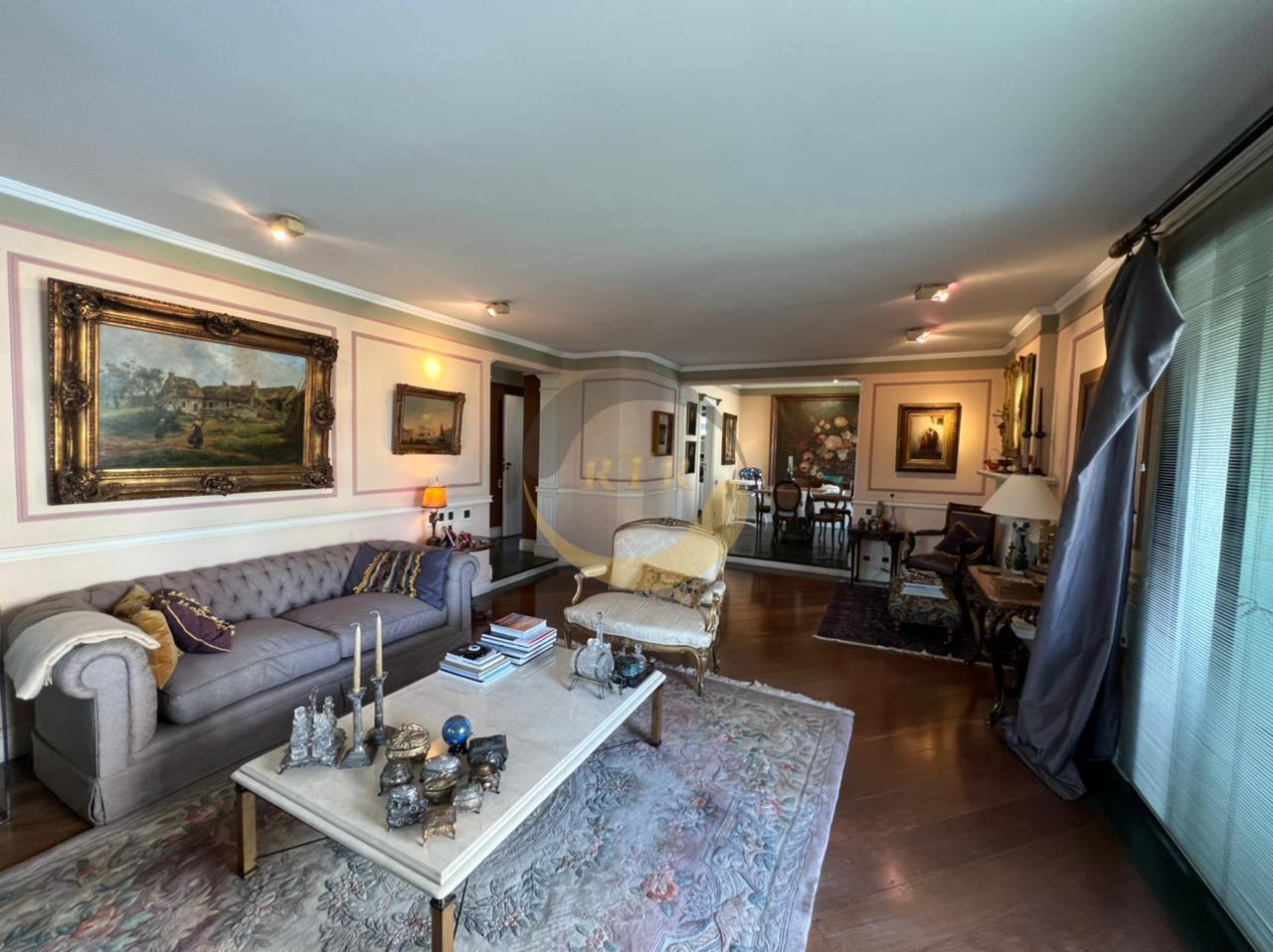 Luxo, Conforto, Itaim Bibi, Apartamento, 220M&sup2;, Vista Panor&acirc;mica, 4 Dts, 2 Su&iacute;tes, 4 Vagas  São Paulo - 