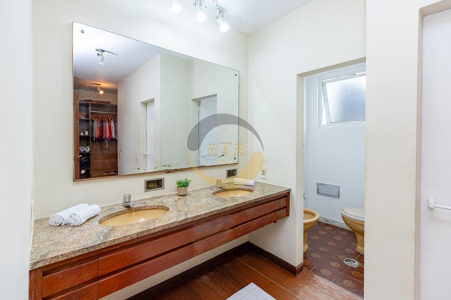 Exclusividade, Sofistica&ccedil;&atilde;o, Casa, 4 Su&iacute;tes, 489 M&sup2;, 3 Vagas, Bairro Alto Boa Vista  São Paulo - 