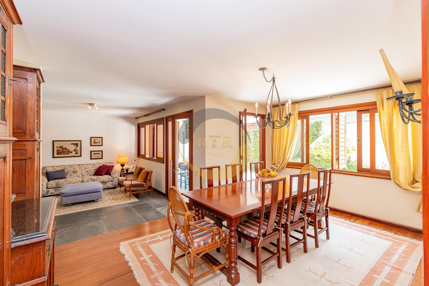 Exclusividade, Sofistica&ccedil;&atilde;o, Casa, 4 Su&iacute;tes, 489 M&sup2;, 3 Vagas, Bairro Alto Boa Vista  São Paulo - 