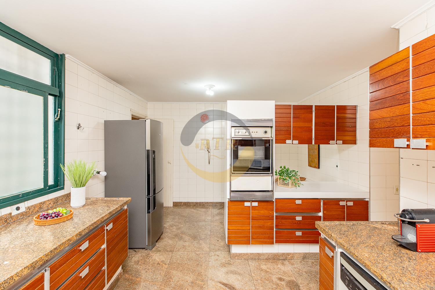 Exclusividade, Sofistica&ccedil;&atilde;o, Casa, 4 Su&iacute;tes, 489 M&sup2;, 3 Vagas, Bairro Alto Boa Vista  São Paulo - 