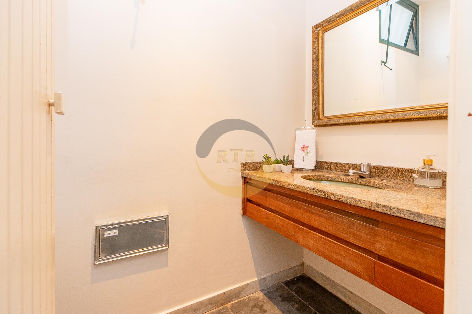 Exclusividade, Sofistica&ccedil;&atilde;o, Casa, 4 Su&iacute;tes, 489 M&sup2;, 3 Vagas, Bairro Alto Boa Vista  São Paulo - 