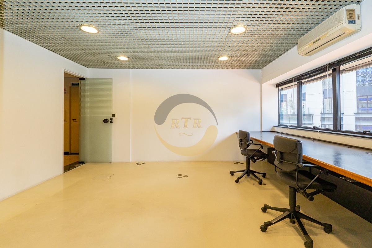 Vila Ol&iacute;mpia, Sala Comercial, no mesmo espa&ccedil;o sala de reuni&atilde;o com total de 45 M&sup2;, 1 vaga!  São Paulo - 