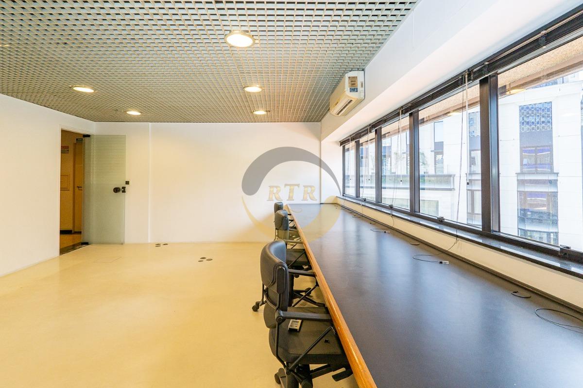 Vila Ol&iacute;mpia, Sala Comercial, no mesmo espa&ccedil;o sala de reuni&atilde;o com total de 45 M&sup2;, 1 vaga!  São Paulo - 