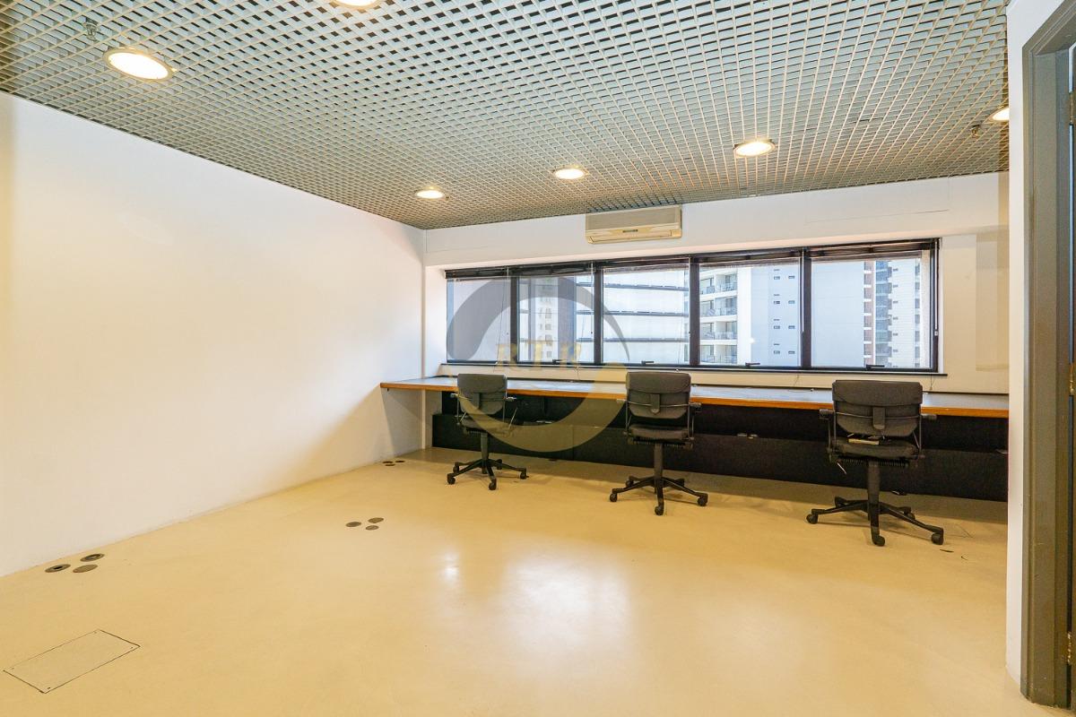 Vila Ol&iacute;mpia, Sala Comercial, no mesmo espa&ccedil;o sala de reuni&atilde;o com total de 45 M&sup2;, 1 vaga!  São Paulo - 
