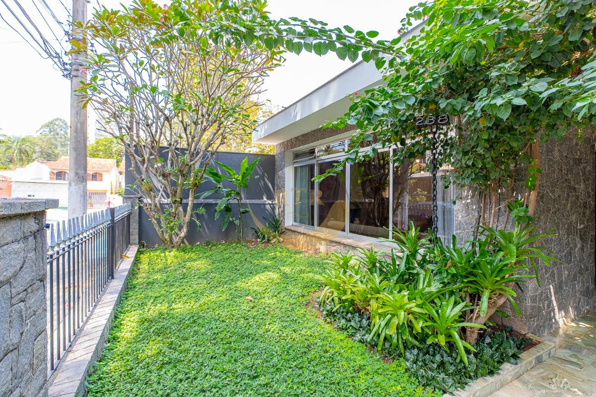 Casa T&eacute;rrea Alto da Boa Vista, 142 M&sup2;, 3 Dts, Conforto, Eleg&acirc;ncia e Localiza&ccedil;&atilde;o Perfeita!  São Paulo - 