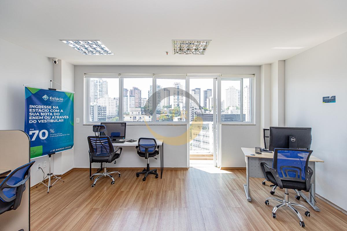 Invista e tenha Retorno Imediato, Sala Comercial, 42 m&sup2;, 2 Vagas Locada na Vila Andrade! Rua Aureliano Guimarães São Paulo - 