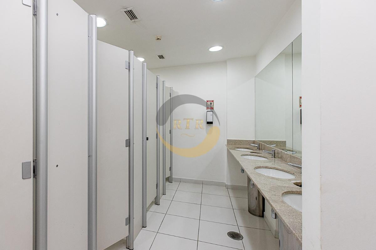 Invista e tenha Retorno Imediato, Sala Comercial, 42 m&sup2;, 2 Vagas Locada na Vila Andrade! Rua Aureliano Guimarães São Paulo - 