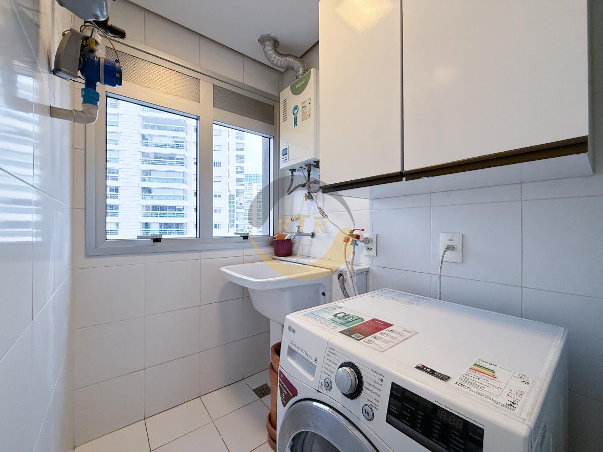 Apartamento de Luxo Mobiliado, Panamby, Sofistica&ccedil;&atilde;o, Condom&iacute;nio Cobi&ccedil;ado, Lazer Total  São Paulo - 