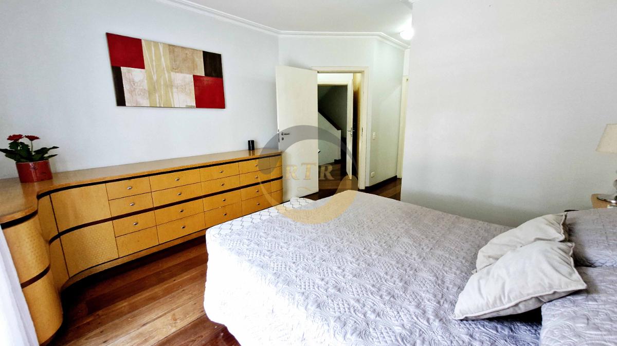 Casa Alto da Boa Vista com 4 Su&iacute;tes e Piscina Privativa em Localiza&ccedil;&atilde;o Nobre  São Paulo - 