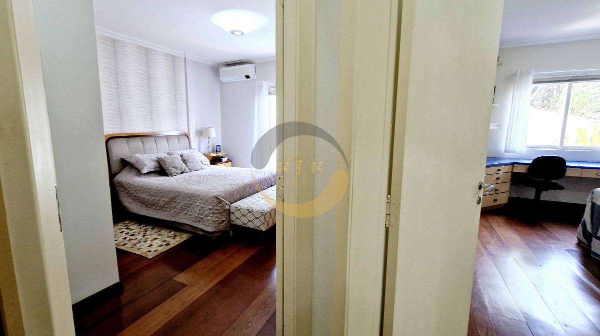 Casa Alto da Boa Vista com 4 Su&iacute;tes e Piscina Privativa em Localiza&ccedil;&atilde;o Nobre  São Paulo - 