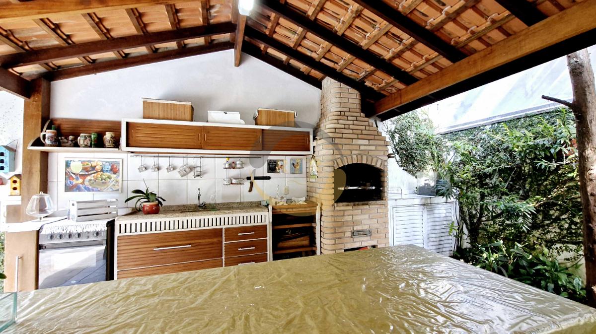 Casa Alto da Boa Vista com 4 Su&iacute;tes e Piscina Privativa em Localiza&ccedil;&atilde;o Nobre  São Paulo - 