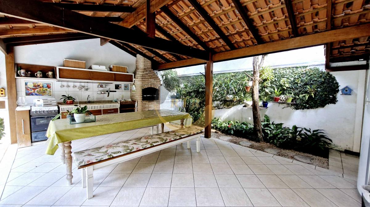 Casa Alto da Boa Vista com 4 Su&iacute;tes e Piscina Privativa em Localiza&ccedil;&atilde;o Nobre  São Paulo - 