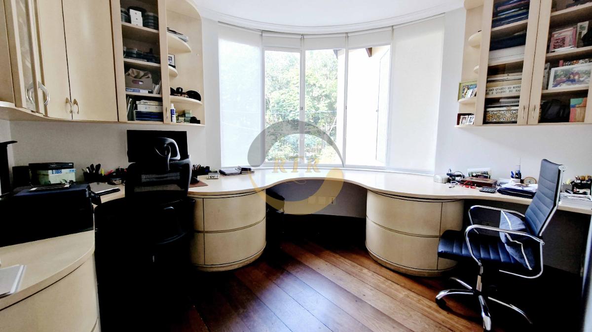 Casa Alto da Boa Vista com 4 Su&iacute;tes e Piscina Privativa em Localiza&ccedil;&atilde;o Nobre  São Paulo - 