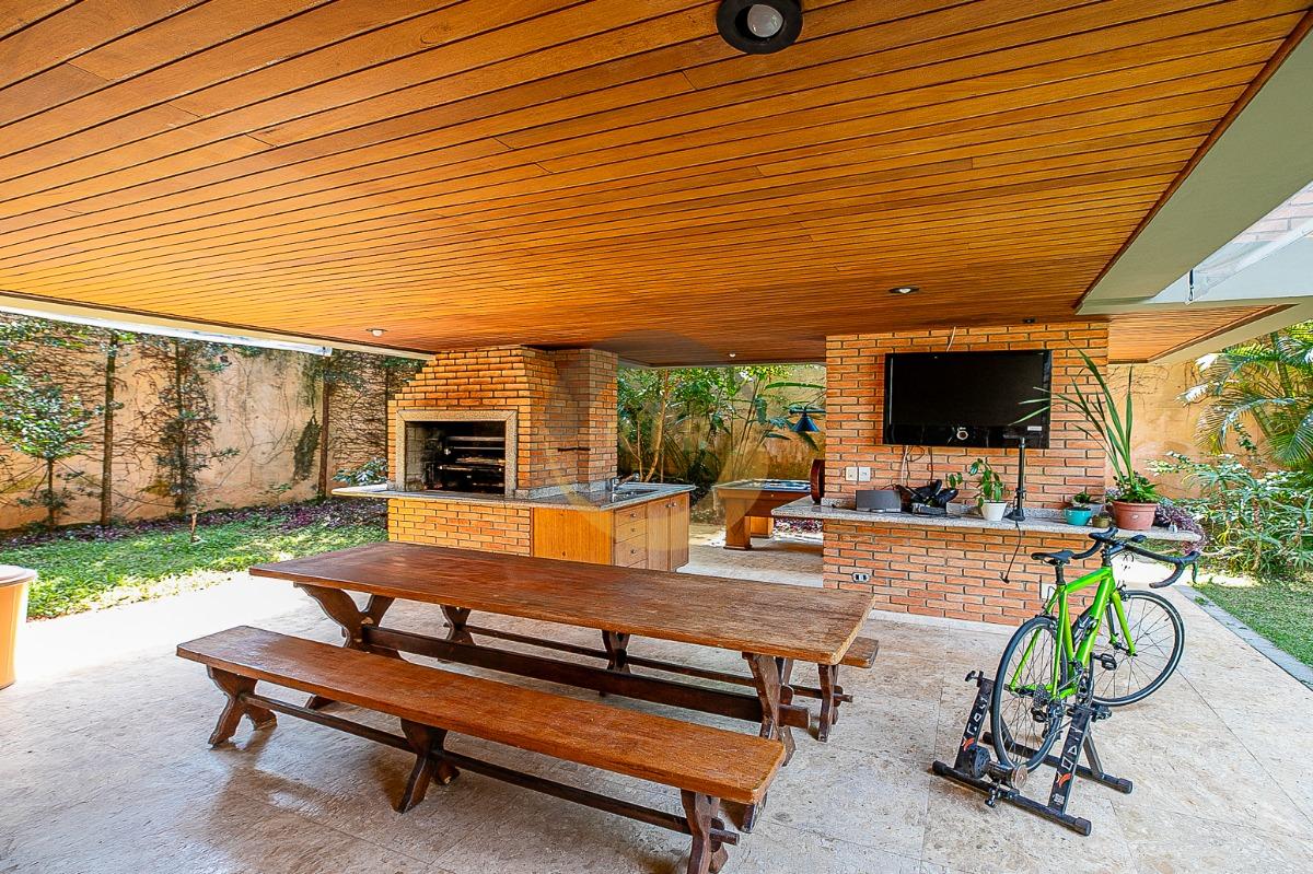 Casa, Jardim Cordeiro, 1.023 M&sup2;, 4 Su&iacute;tes, 8 Vagas, Piscina Aquecida, Muita Sofistica&ccedil;&atilde;o  São Paulo - 