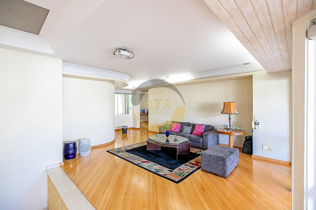 Casa, Jardim Cordeiro, 1.023 M&sup2;, 4 Su&iacute;tes, 8 Vagas, Piscina Aquecida, Muita Sofistica&ccedil;&atilde;o  São Paulo - 