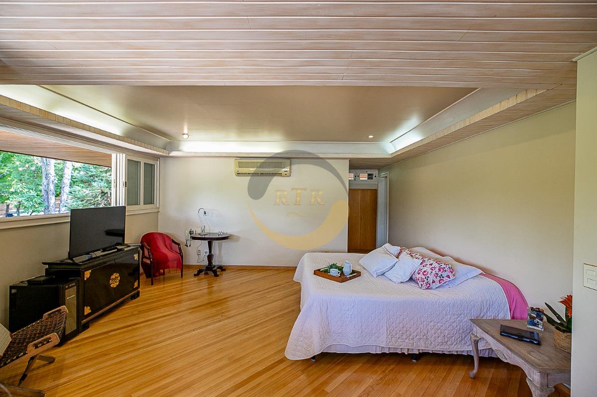 Casa, Jardim Cordeiro, 1.023 M&sup2;, 4 Su&iacute;tes, 8 Vagas, Piscina Aquecida, Muita Sofistica&ccedil;&atilde;o  São Paulo - 