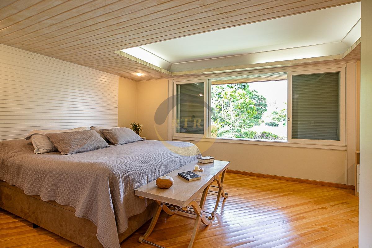 Casa, Jardim Cordeiro, 1.023 M&sup2;, 4 Su&iacute;tes, 8 Vagas, Piscina Aquecida, Muita Sofistica&ccedil;&atilde;o  São Paulo - 