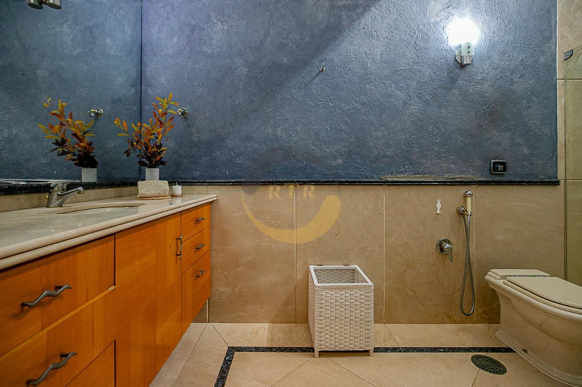 Casa, Jardim Cordeiro, 1.023 M&sup2;, 4 Su&iacute;tes, 8 Vagas, Piscina Aquecida, Muita Sofistica&ccedil;&atilde;o  São Paulo - 