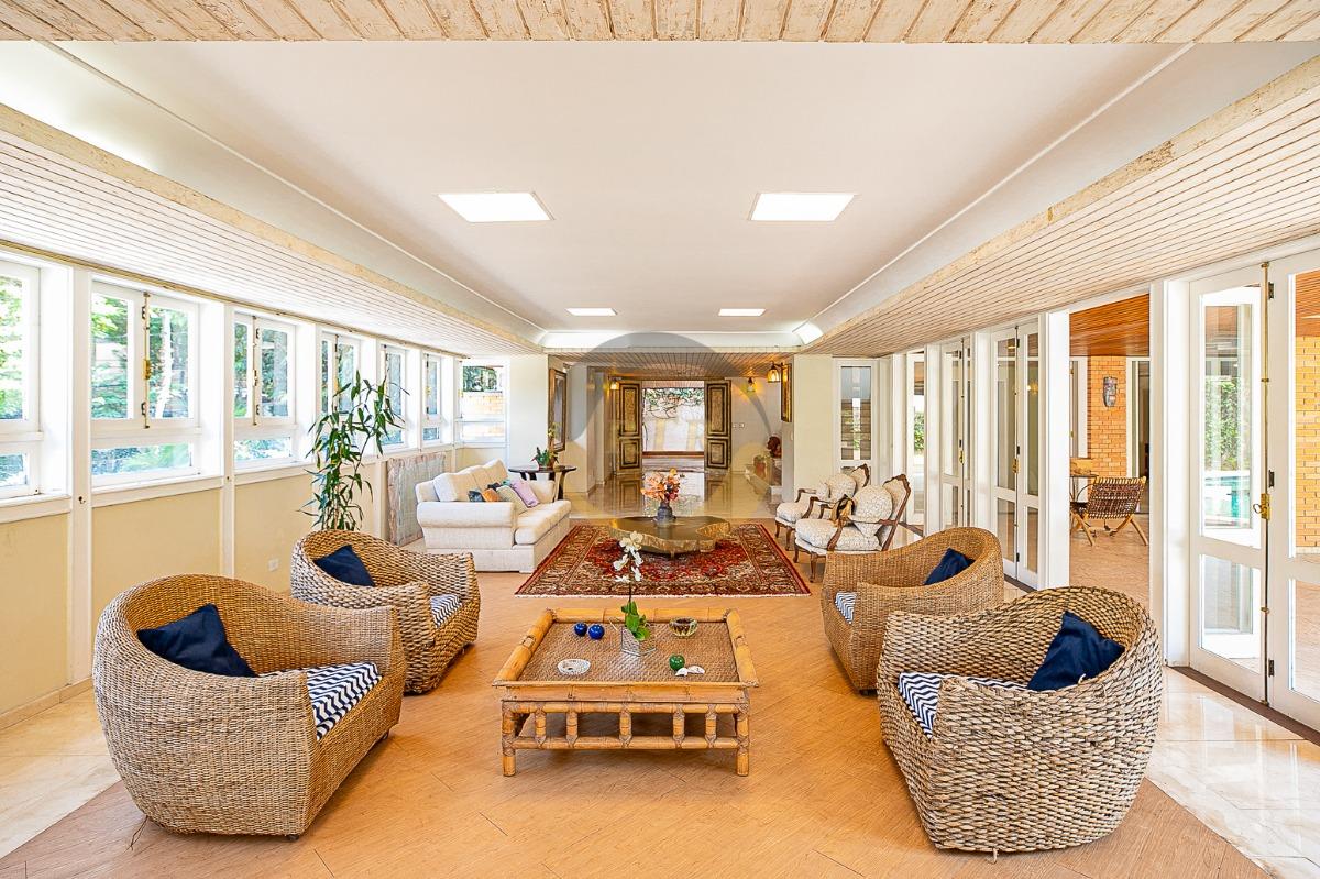 Casa, Jardim Cordeiro, 1.023 M&sup2;, 4 Su&iacute;tes, 8 Vagas, Piscina Aquecida, Muita Sofistica&ccedil;&atilde;o  São Paulo - 
