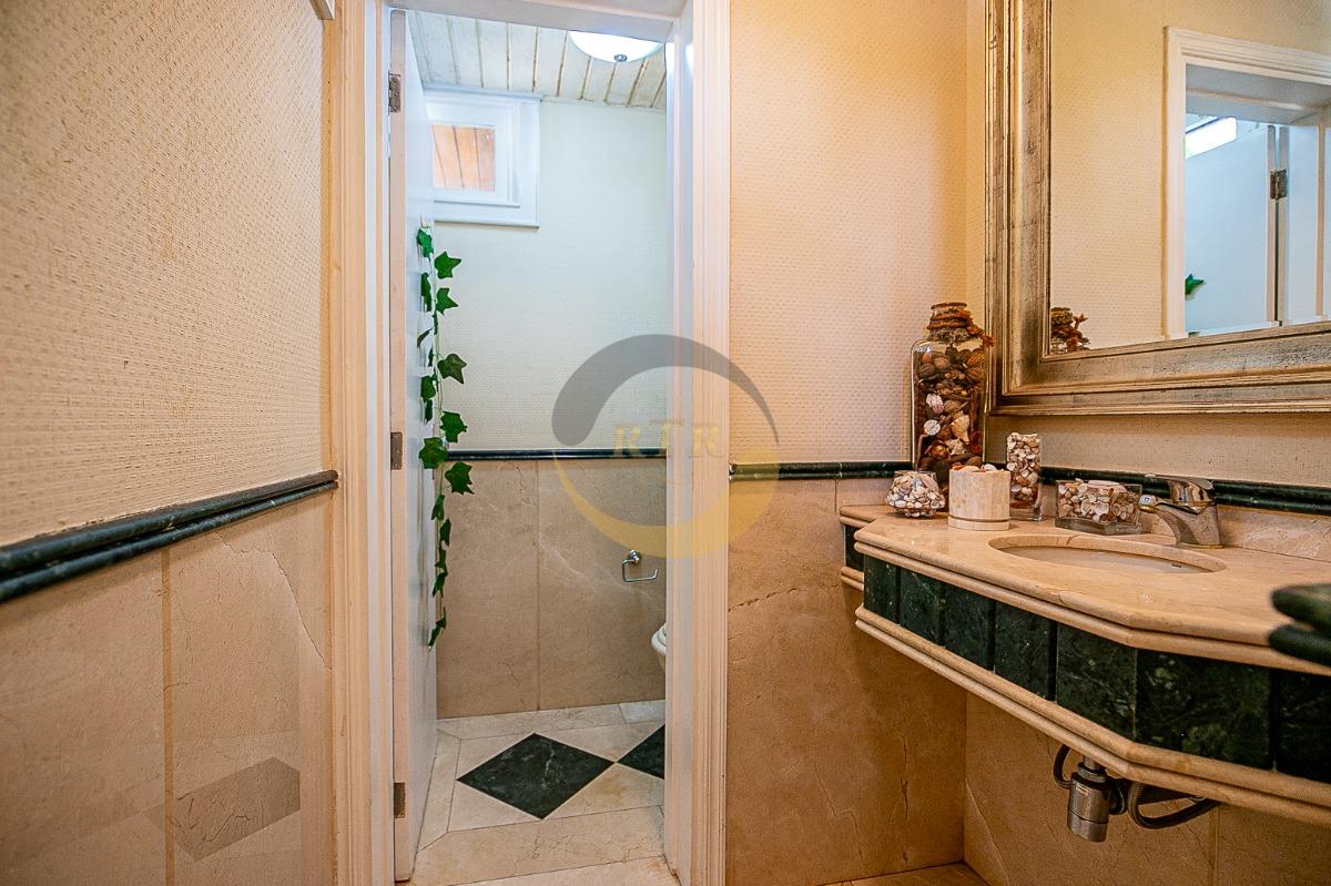 Casa, Jardim Cordeiro, 1.023 M&sup2;, 4 Su&iacute;tes, 8 Vagas, Piscina Aquecida, Muita Sofistica&ccedil;&atilde;o  São Paulo - 