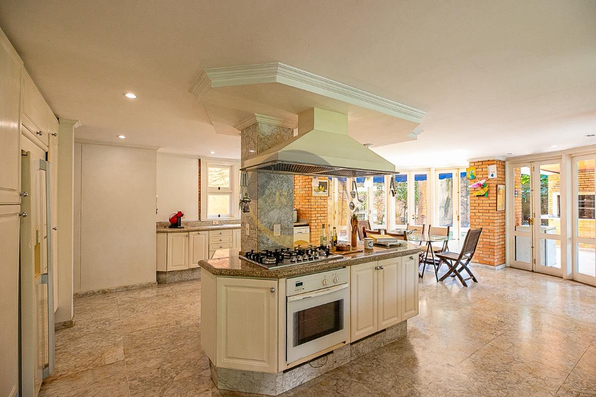 Casa, Jardim Cordeiro, 1.023 M&sup2;, 4 Su&iacute;tes, 8 Vagas, Piscina Aquecida, Muita Sofistica&ccedil;&atilde;o  São Paulo - 
