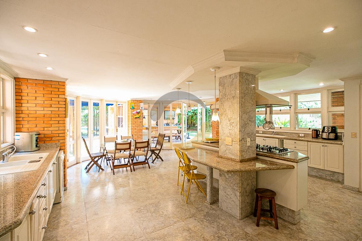 Casa, Jardim Cordeiro, 1.023 M&sup2;, 4 Su&iacute;tes, 8 Vagas, Piscina Aquecida, Muita Sofistica&ccedil;&atilde;o  São Paulo - 