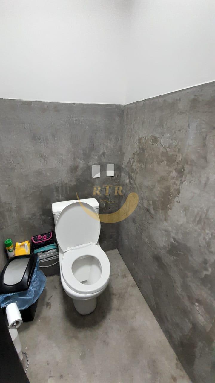 Oportunidade: Loja, 130 M&sup2;, com Vitrine Ampla na Pra&ccedil;a Benedito Calixto, Regi&atilde;o Pinheiros Praça Benedito Calixto São Paulo - 