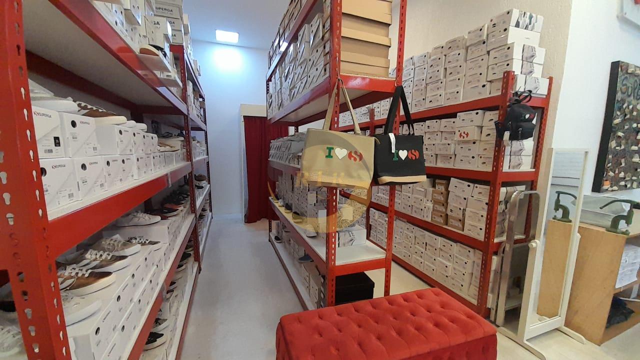 Oportunidade: Loja, 130 M&sup2;, com Vitrine Ampla na Pra&ccedil;a Benedito Calixto, Regi&atilde;o Pinheiros Praça Benedito Calixto São Paulo - 