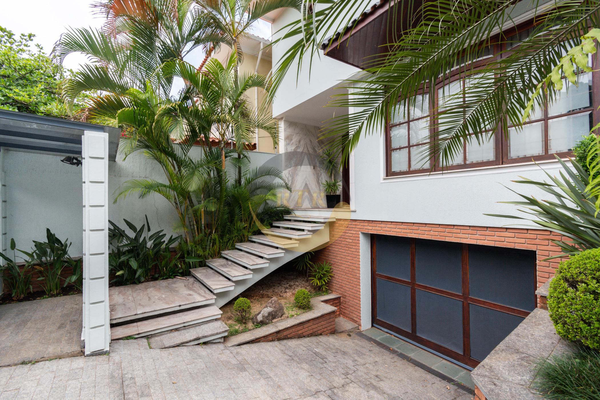 CASA, ALTO PADR&Atilde;O, PLANALTO PAULISTA, 450M&sup2;, 4 DORMIT&Oacute;RIOS, 2 SU&Iacute;TES,  PISCINA, 4 VAGAS  São Paulo - 