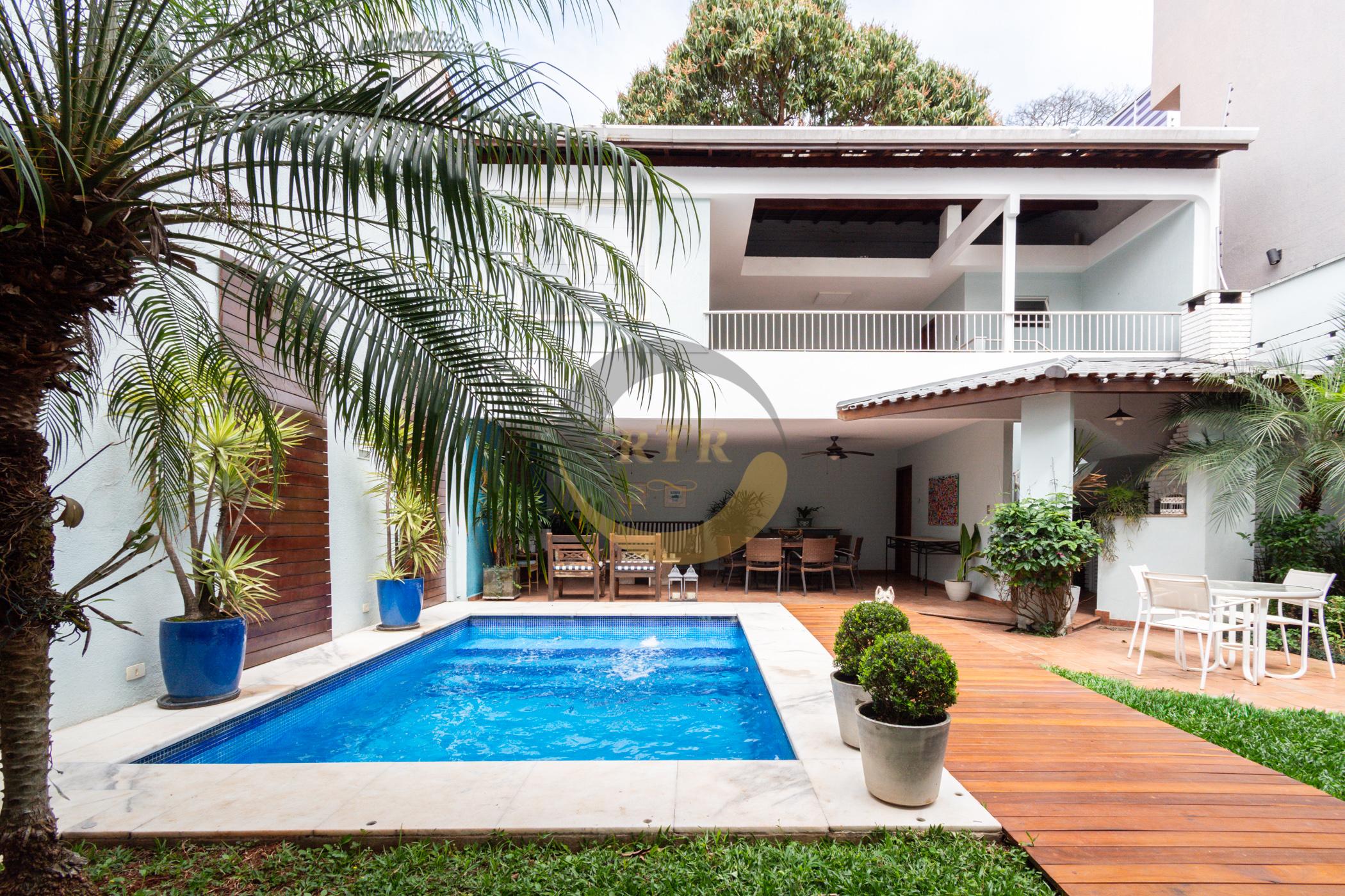 CASA, ALTO PADR&Atilde;O, PLANALTO PAULISTA, 450M&sup2;, 4 DORMIT&Oacute;RIOS, 2 SU&Iacute;TES,  PISCINA, 4 VAGAS  São Paulo - 