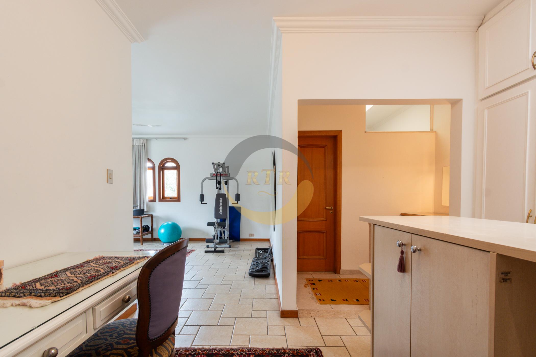 CASA, ALTO PADR&Atilde;O, PLANALTO PAULISTA, 450M&sup2;, 4 DORMIT&Oacute;RIOS, 2 SU&Iacute;TES,  PISCINA, 4 VAGAS  São Paulo - 