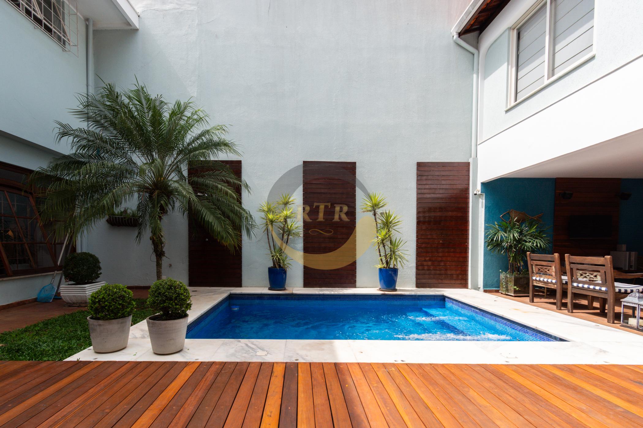 CASA, ALTO PADR&Atilde;O, PLANALTO PAULISTA, 450M&sup2;, 4 DORMIT&Oacute;RIOS, 2 SU&Iacute;TES,  PISCINA, 4 VAGAS  São Paulo - 