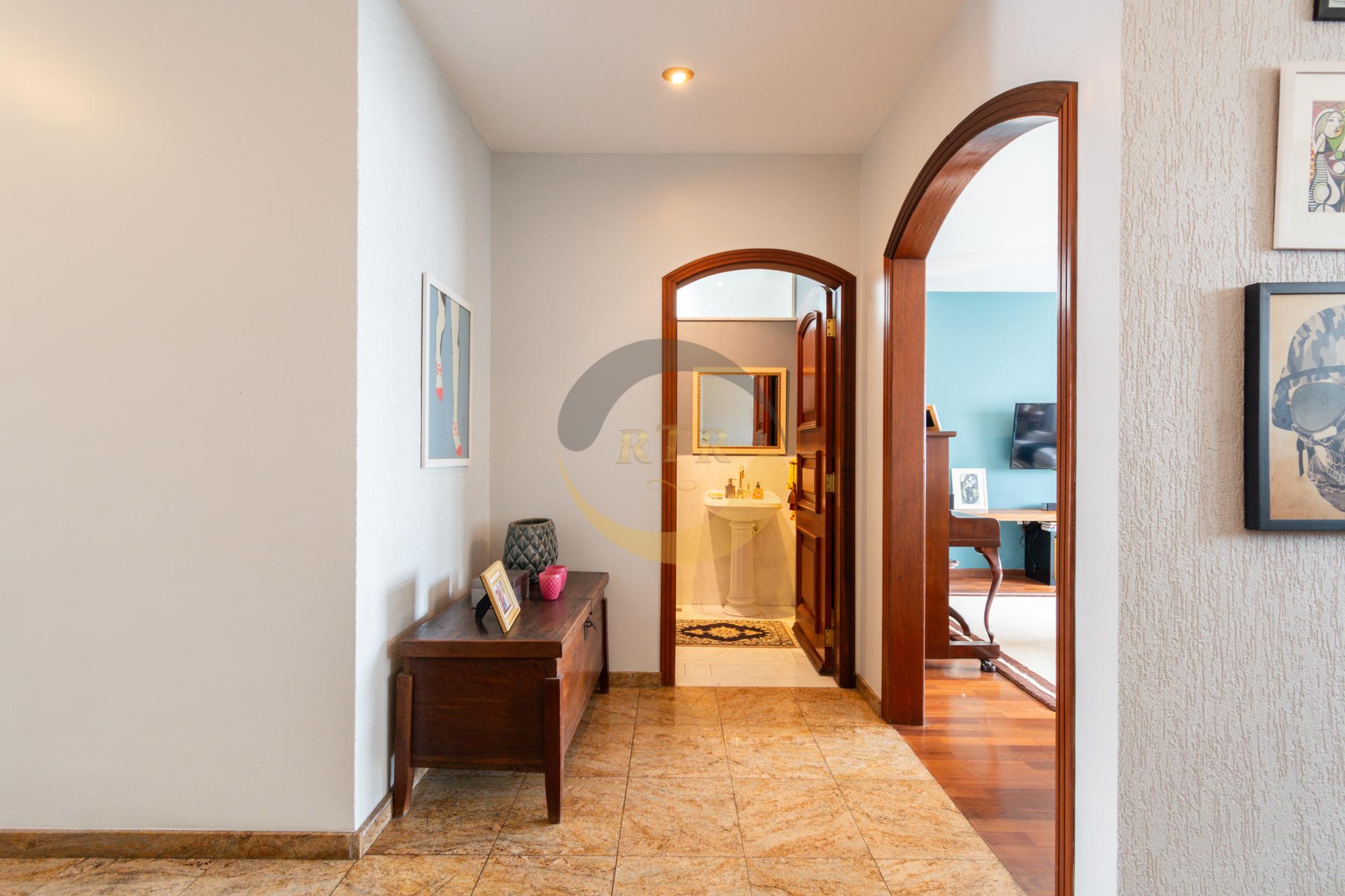 CASA, ALTO PADR&Atilde;O, PLANALTO PAULISTA, 450M&sup2;, 4 DORMIT&Oacute;RIOS, 2 SU&Iacute;TES,  PISCINA, 4 VAGAS  São Paulo - 